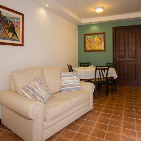 Apartotel Don Luis San Antonio De Belen Bagian luar foto