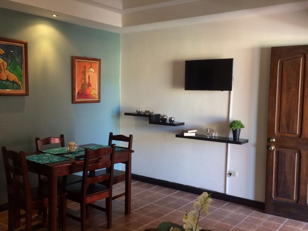 Apartotel Don Luis San Antonio De Belen Ruang foto